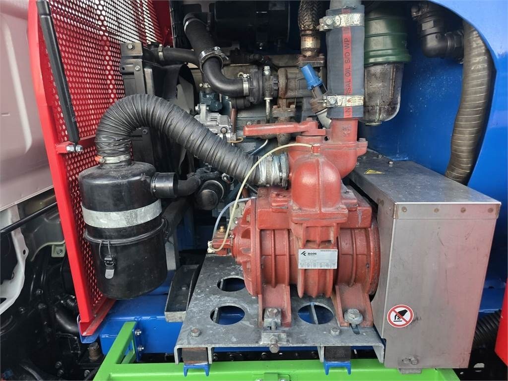 Mitsubishi ROM SMART COMBI WUKO HOT WATER FOR CLEANING SEWAGE - Vakuumska cisterna: slika 3 Mitsubishi ROM SMART COMBI WUKO HOT WATER FOR CLEANING SEWAGE - Vakuumska cisterna: slika 3