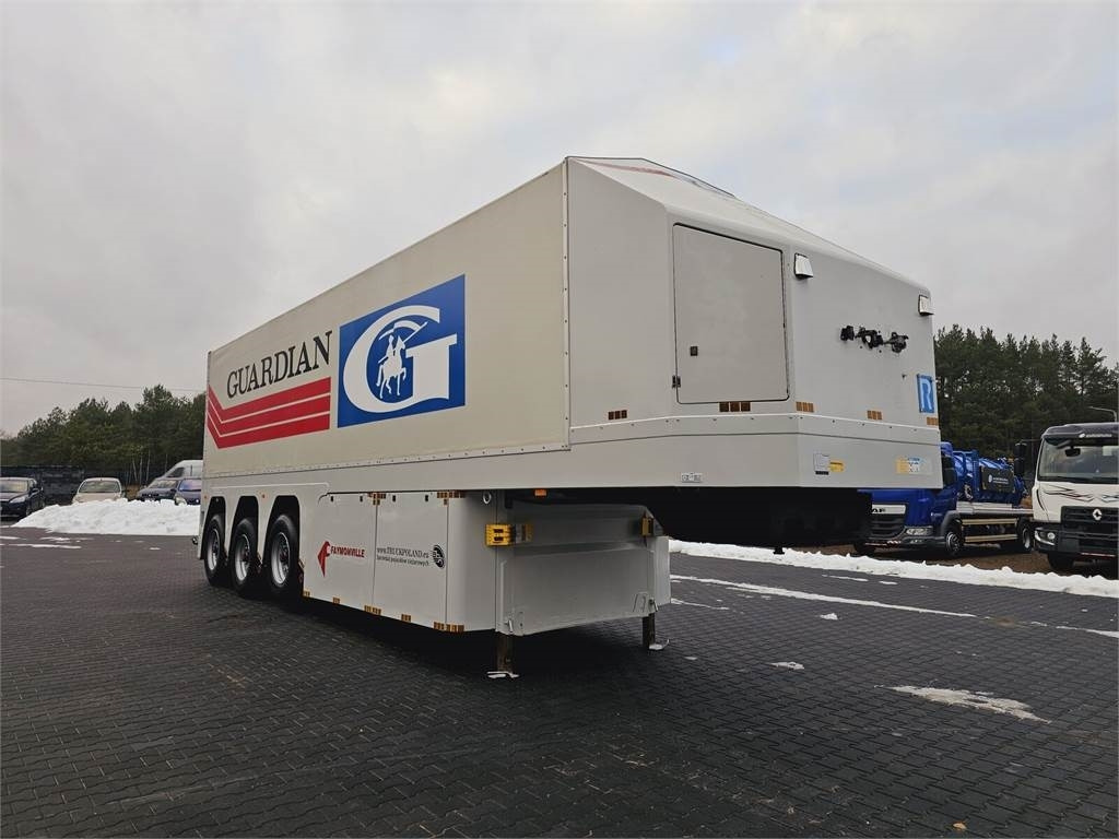 Faymonville GLASS and concrete concrete panels INLOADER - Poluprikolica: slika 1 Faymonville GLASS and concrete concrete panels INLOADER - Poluprikolica: slika 1