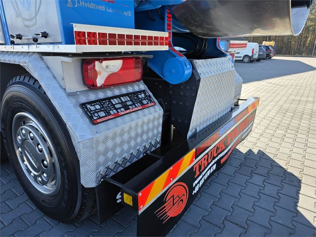 Lizing Scania Larsen FlexVac 311 Vacuum suction loader  Scania Larsen FlexVac 311 Vacuum suction loader: slika 17 Lizing Scania Larsen FlexVac 311 Vacuum suction loader  Scania Larsen FlexVac 311 Vacuum suction loader: slika 17