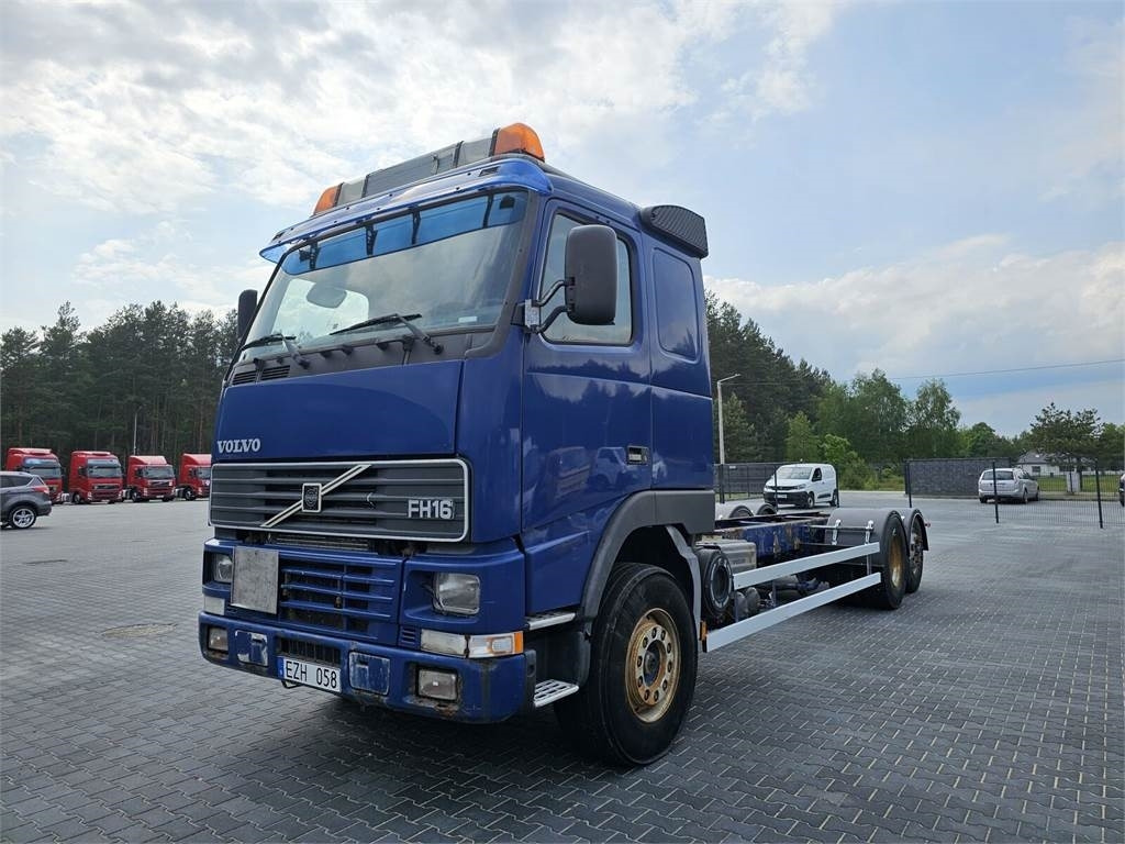 Volvo FH 16 470 KM 6x2 low mileage 229700 km !!!! - Ram/ Šasija za Kamion: slika 2 Volvo FH 16 470 KM 6x2 low mileage 229700 km !!!! - Ram/ Šasija za Kamion: slika 2