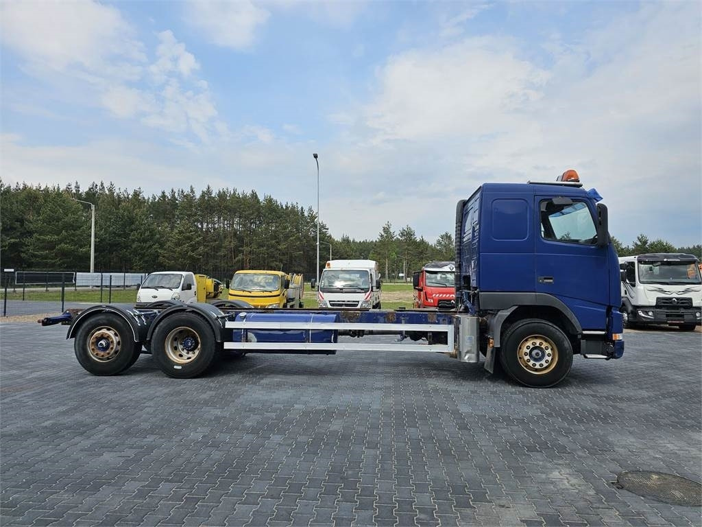 Volvo FH 16 470 KM 6x2 low mileage 229700 km !!!! - Ram/ Šasija za Kamion: slika 5 Volvo FH 16 470 KM 6x2 low mileage 229700 km !!!! - Ram/ Šasija za Kamion: slika 5