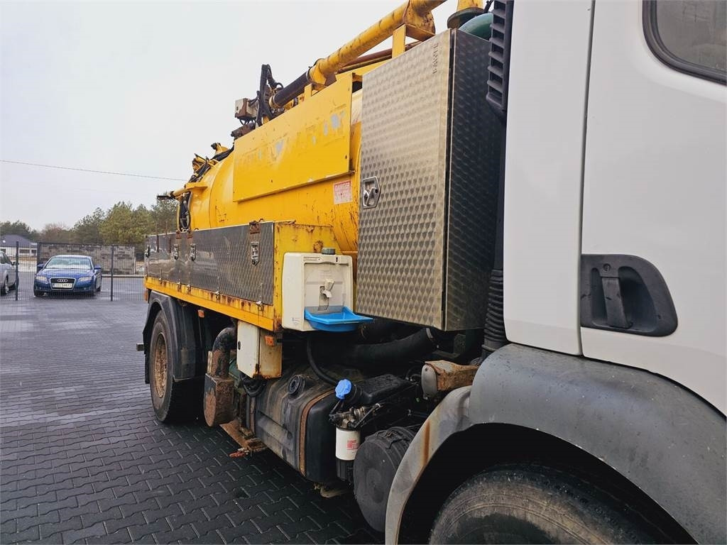 Vakuumska cisterna Volvo FULLER TANKERS 2008 WUKO for collecting liquid was: slika 8