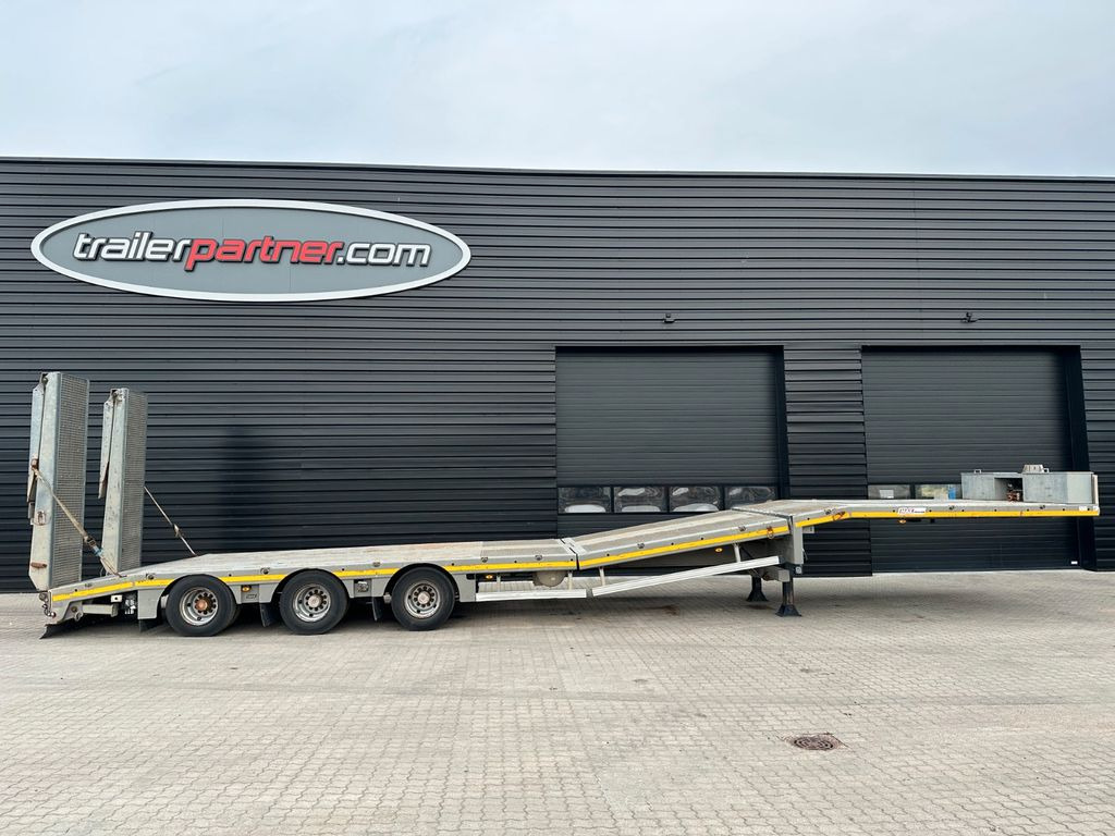 Faymonville Maxtrailer Zwangslenkung/Hebeboden Faymonville Maxtrailer Zwangslenkung/Hebeboden - Niska poluprikolica za prevoz: slika 1 Faymonville Maxtrailer Zwangslenkung/Hebeboden Faymonville Maxtrailer Zwangslenkung/Hebeboden - Niska poluprikolica za prevoz: slika 1