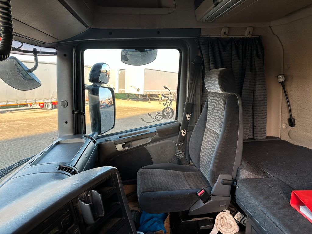 Tegljač Scania R620 8x4: slika 11