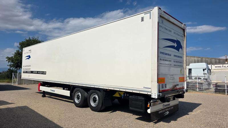 Krone Dry Liner - Poluprikolica sa zatvorenim sandukom: slika 2 Krone Dry Liner - Poluprikolica sa zatvorenim sandukom: slika 2