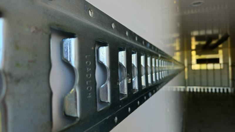 Lamberet /Chereau/ Schmitz (Location / Rent) - Poluprikolica hladnjače: slika 5 Lamberet /Chereau/ Schmitz (Location / Rent) - Poluprikolica hladnjače: slika 5