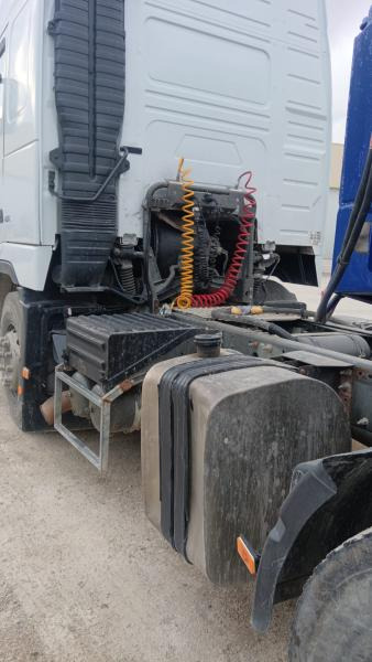 Volvo FH12 430 - Tegljač: slika 4 Volvo FH12 430 - Tegljač: slika 4