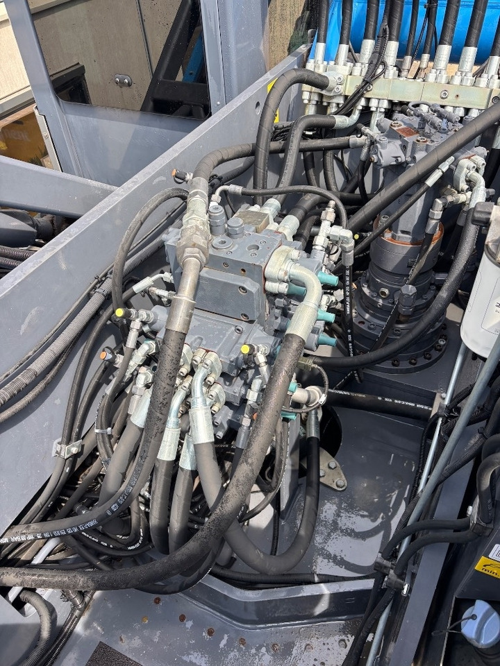 Bager za obradu otpada/ Industrije Fuchs MHL 350 F: slika 33