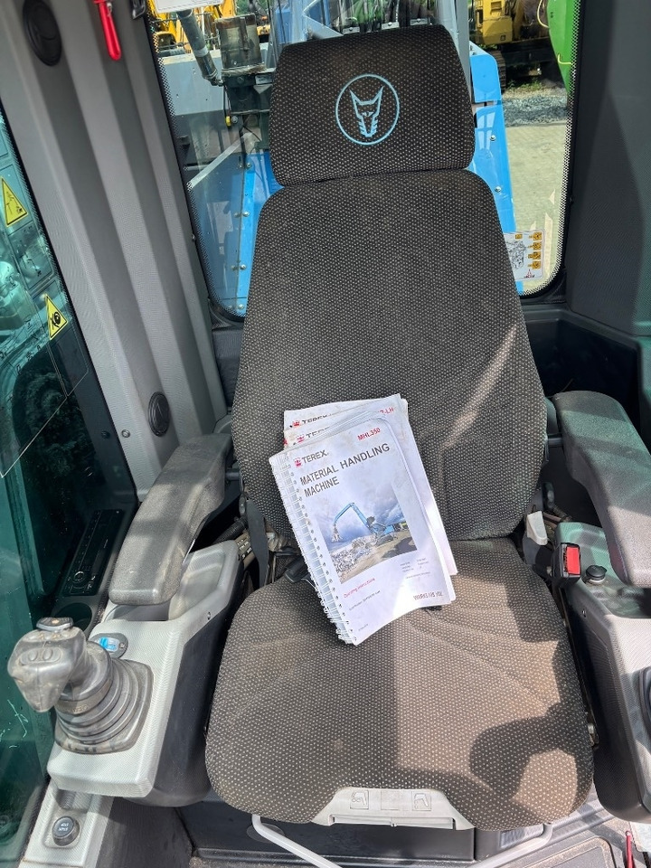 Bager za obradu otpada/ Industrije Fuchs MHL 350 F: slika 13