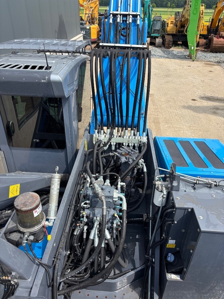 Bager za obradu otpada/ Industrije Fuchs MHL 350 F: slika 31