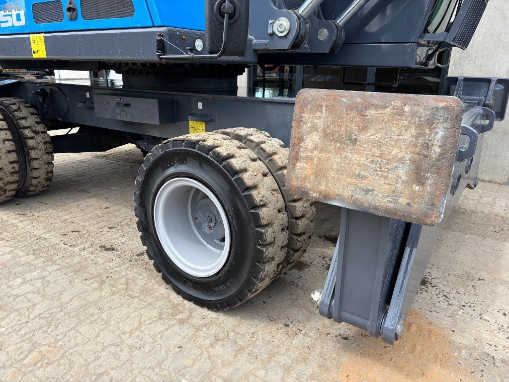 Bager za obradu otpada/ Industrije Fuchs MHL 350 F: slika 25