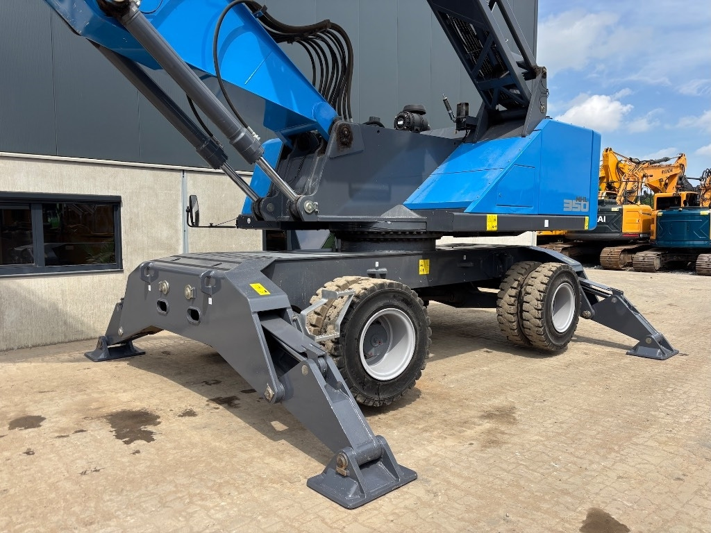 Bager za obradu otpada/ Industrije Fuchs MHL 350 F: slika 37