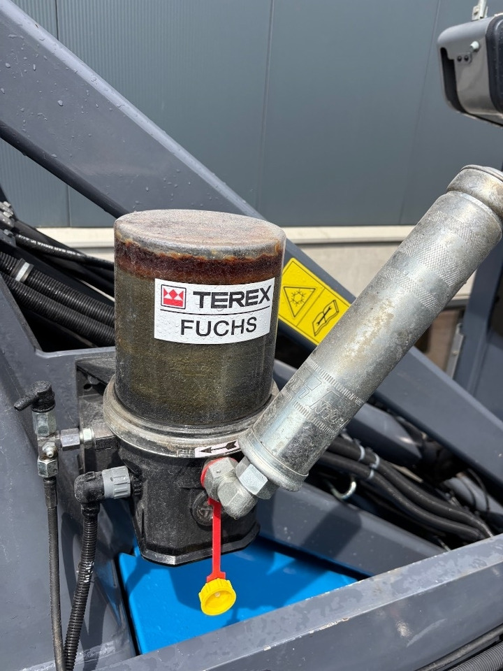Bager za obradu otpada/ Industrije Fuchs MHL 350 F: slika 34