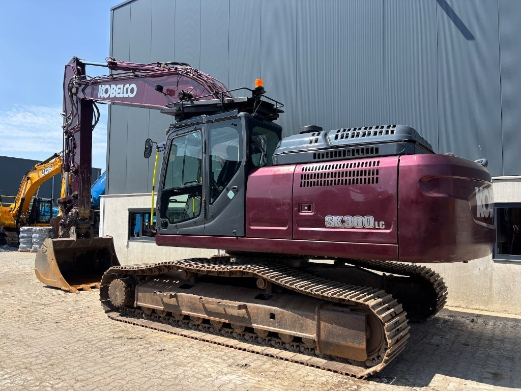 Kobelco SK 300 LC - 10 - SK300LC-10 - SK 300 - Bager guseničar: slika 3 Kobelco SK 300 LC - 10 - SK300LC-10 - SK 300 - Bager guseničar: slika 3