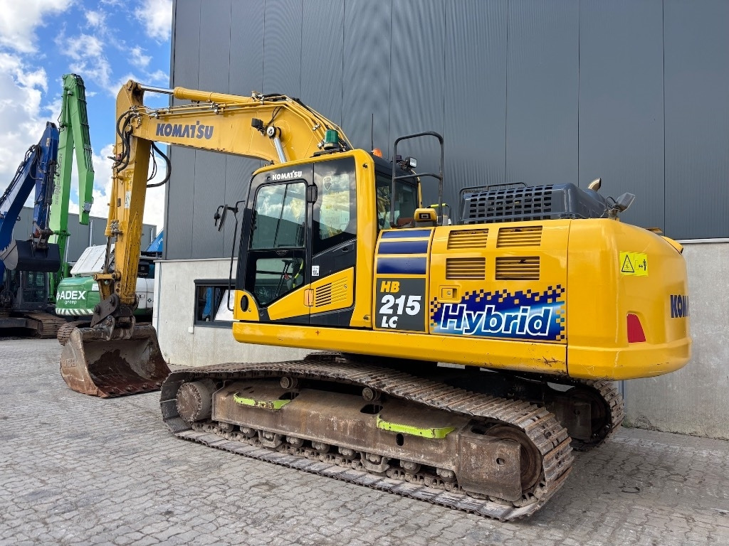 Komatsu HB 215LC-3 HB 215 - PC 210 - PC210LC-11 - Bager guseničar: slika 3 Komatsu HB 215LC-3 HB 215 - PC 210 - PC210LC-11 - Bager guseničar: slika 3