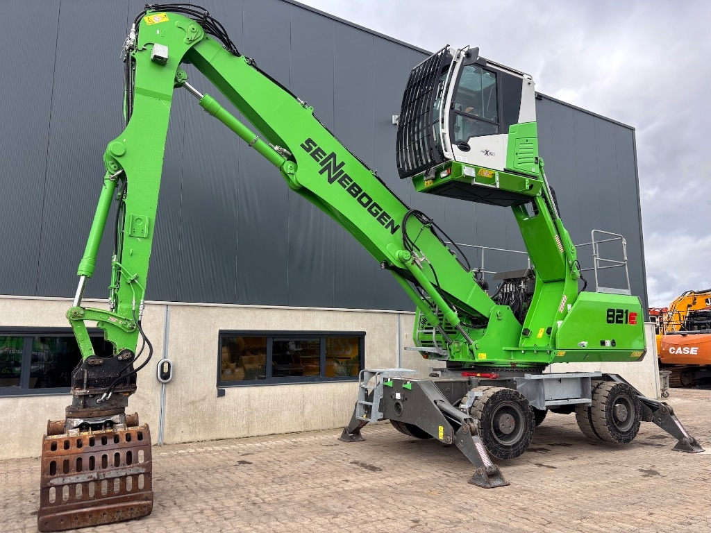 Sennebogen 821 M - 821 E - 821 ME - Bager za obradu otpada/ Industrije: slika 1 Sennebogen 821 M - 821 E - 821 ME - Bager za obradu otpada/ Industrije: slika 1