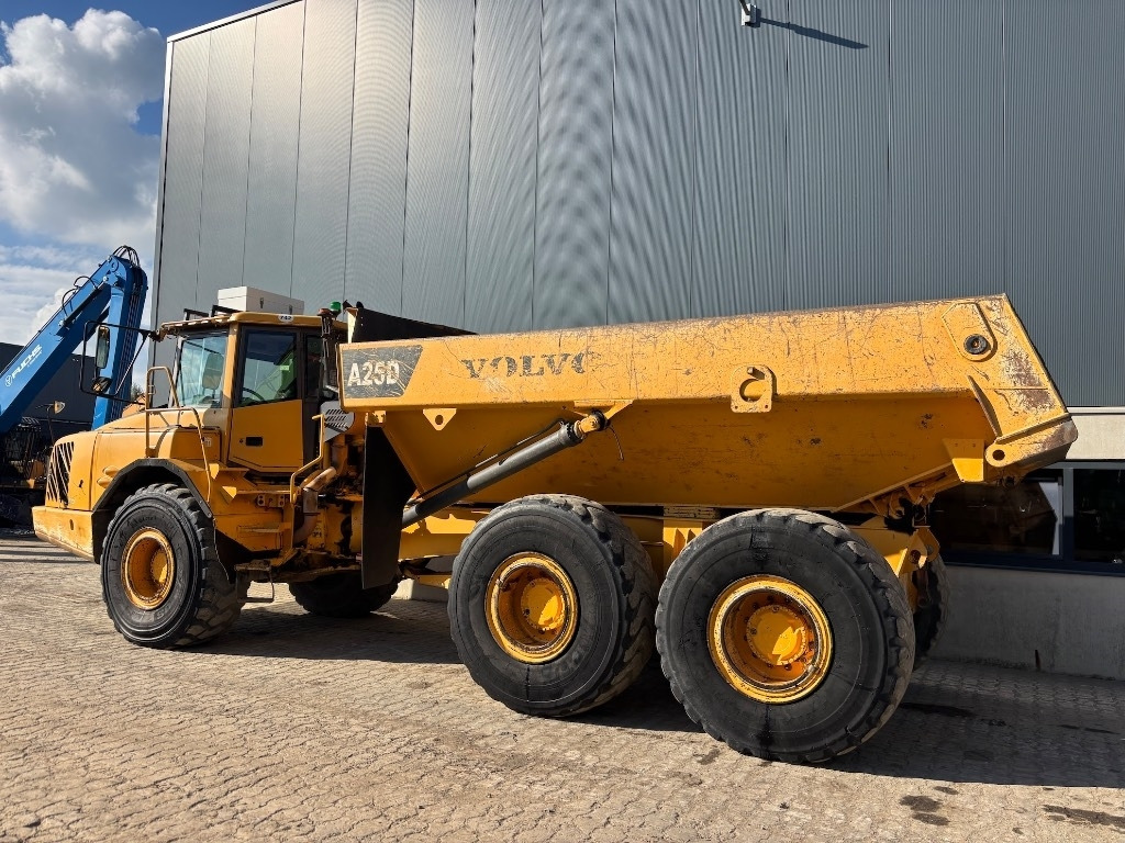 Volvo A 25 D - Zglobni kiper: slika 5 Volvo A 25 D - Zglobni kiper: slika 5