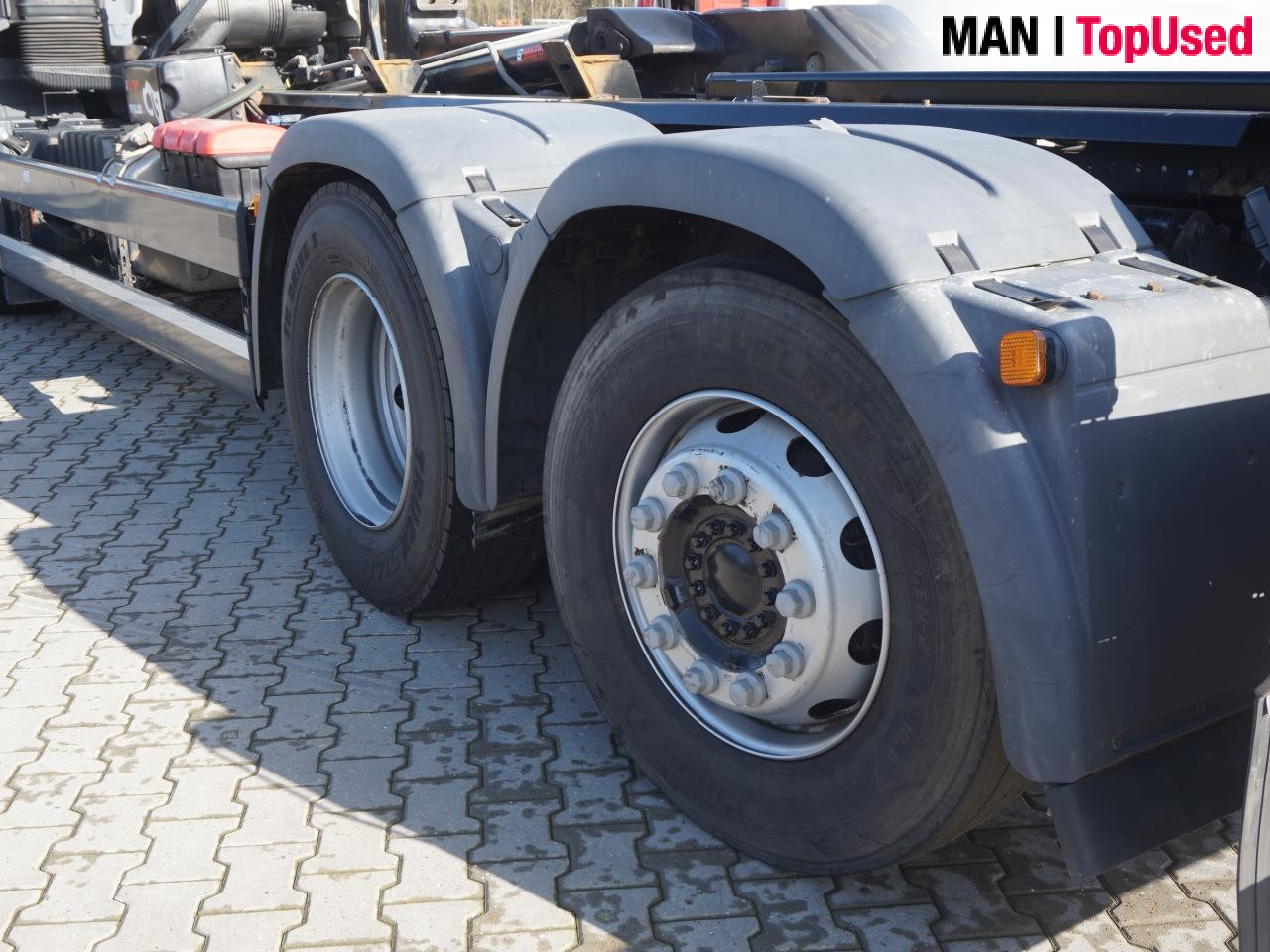 MAN TGS 26.460 6X2-4 BL Abroll Kipper - Istovarivač: slika 4 MAN TGS 26.460 6X2-4 BL Abroll Kipper - Istovarivač: slika 4