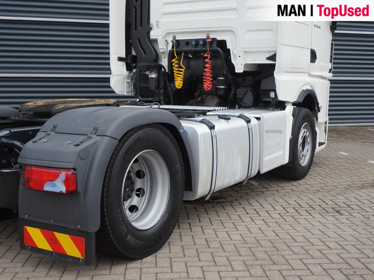 MAN TGX 18.510 4x2 BL SA / Retarder / 2 Tanks - Tegljač: slika 2 MAN TGX 18.510 4x2 BL SA / Retarder / 2 Tanks - Tegljač: slika 2