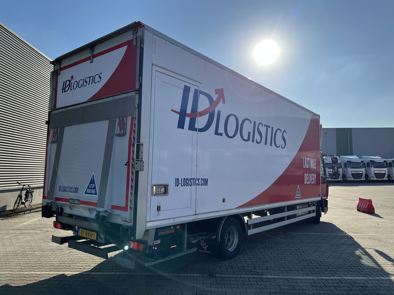DAF LF 210 FA / 12 Ton / 394 dkm / Box / Loadlift / NL Truck - Kamion sa zatvorenim sandukom: slika 2 DAF LF 210 FA / 12 Ton / 394 dkm / Box / Loadlift / NL Truck - Kamion sa zatvorenim sandukom: slika 2