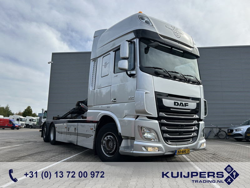 DAF XF 440 FAN SSC / Hiab Hook 21 Ton / 557 dkm / 9 Ton Front Axle - Kamion sa hidrauličnom kukom, Kamion sa dizalicom: slika 1 DAF XF 440 FAN SSC / Hiab Hook 21 Ton / 557 dkm / 9 Ton Front Axle - Kamion sa hidrauličnom kukom, Kamion sa dizalicom: slika 1