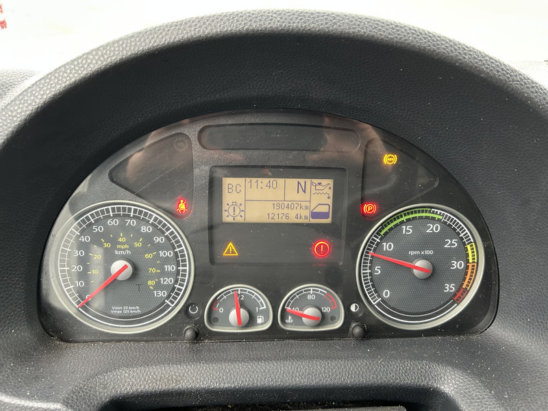 Iveco EuroCargo 180 / Motor Problem / Blad - Blad / Manual / Box / Loadlift - Kamion sa zatvorenim sandukom: slika 4 Iveco EuroCargo 180 / Motor Problem / Blad - Blad / Manual / Box / Loadlift - Kamion sa zatvorenim sandukom: slika 4