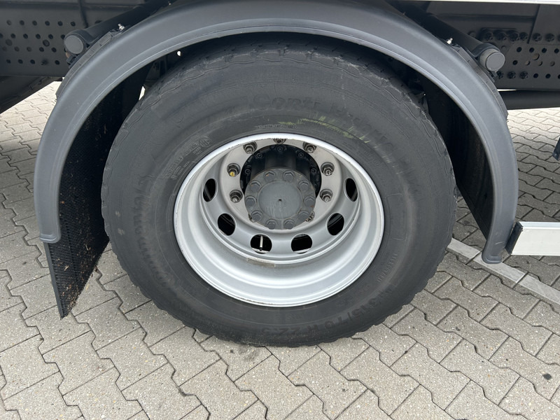 Hladnjača Mercedes-Benz Actros 2124 / Carrier Supra 850 -30 gr / Koeler / Laadklep / APK 03-26: slika 17 Hladnjača Mercedes-Benz Actros 2124 / Carrier Supra 850 -30 gr / Koeler / Laadklep / APK 03-26: slika 17