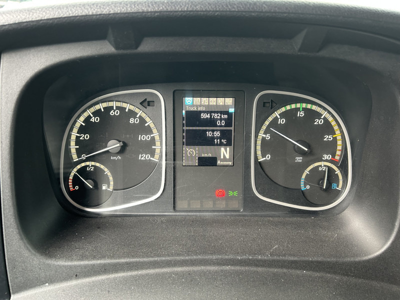 Mercedes-Benz Atego 1018 / 594 dkm / Box 6.3 mtr / Loadlift / APK TUV 04-26 - Kamion sa zatvorenim sandukom: slika 4 Mercedes-Benz Atego 1018 / 594 dkm / Box 6.3 mtr / Loadlift / APK TUV 04-26 - Kamion sa zatvorenim sandukom: slika 4