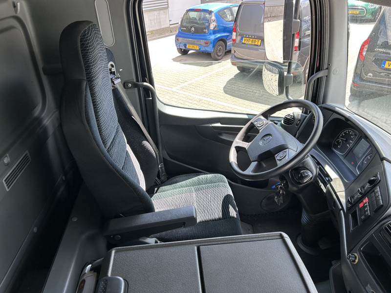 Mercedes-Benz Atego 818 / 8 Ton / 676 dkm / Box / Laadklep / APK TUV 03-26 - Kamion sa zatvorenim sandukom: slika 3 Mercedes-Benz Atego 818 / 8 Ton / 676 dkm / Box / Laadklep / APK TUV 03-26 - Kamion sa zatvorenim sandukom: slika 3