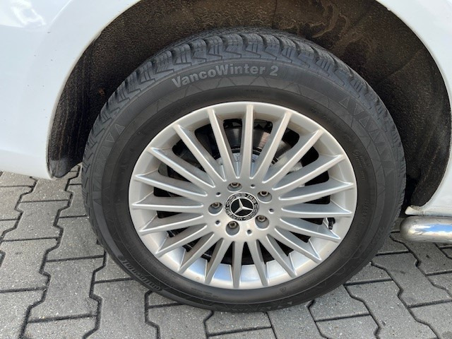 Mali kombi Mercedes-Benz Vito 109 CDI Lang / Airco / Cruise / Trekhaak / APK 01-26: slika 16