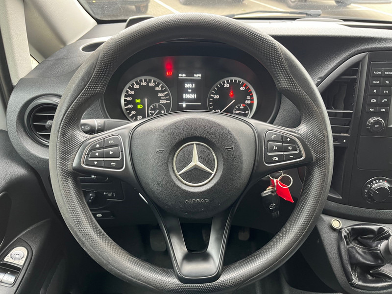 Mercedes-Benz Vito 111 CDI Lang / Business Professional Plus / / Imperial / Towbar / APK-TUV 11-25 - Mali kombi: slika 5 Mercedes-Benz Vito 111 CDI Lang / Business Professional Plus / / Imperial / Towbar / APK-TUV 11-25 - Mali kombi: slika 5