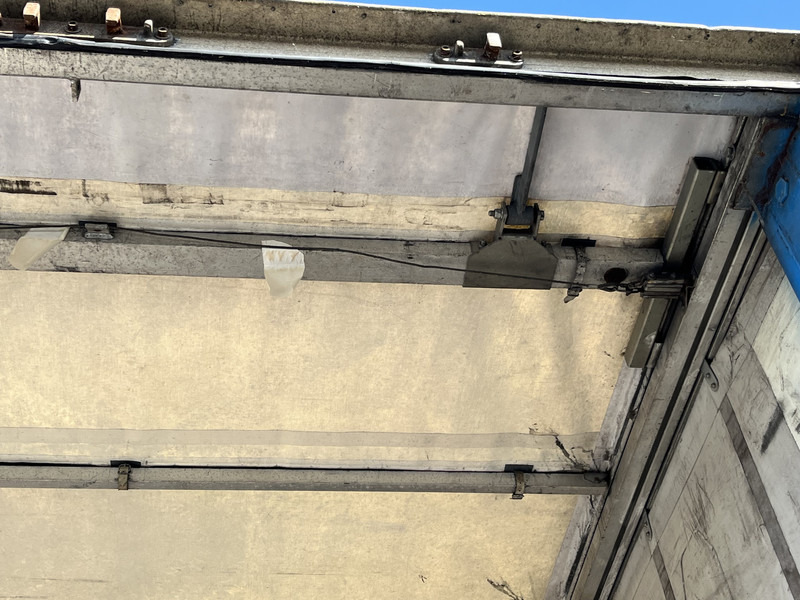 Samro ST 39 WH / Curtainside / 3 axle BPW Disk / NL Trailer - Poluprikolica sa ceradom: slika 4 Samro ST 39 WH / Curtainside / 3 axle BPW Disk / NL Trailer - Poluprikolica sa ceradom: slika 4