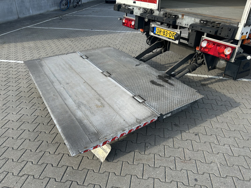 Schmitz Cargobull SCB S3B / Box / Loadlift / 2x Liftas / APK 03-26 - Poluprikolica sa zatvorenim sandukom: slika 5 Schmitz Cargobull SCB S3B / Box / Loadlift / 2x Liftas / APK 03-26 - Poluprikolica sa zatvorenim sandukom: slika 5
