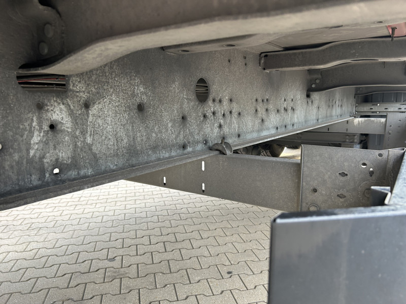 Schmitz Cargobull SCB S3B / Box Trailer / 2x Liftas / APK TUV 09-26 - Poluprikolica sa zatvorenim sandukom: slika 5 Schmitz Cargobull SCB S3B / Box Trailer / 2x Liftas / APK TUV 09-26 - Poluprikolica sa zatvorenim sandukom: slika 5