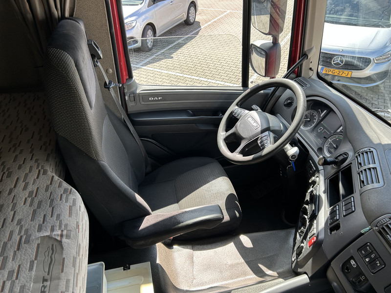 DAF CF 440 FT Space Cab / ADR / 809 dkm / PTO / APK TUV 12-25 - Tegljač: slika 3 DAF CF 440 FT Space Cab / ADR / 809 dkm / PTO / APK TUV 12-25 - Tegljač: slika 3