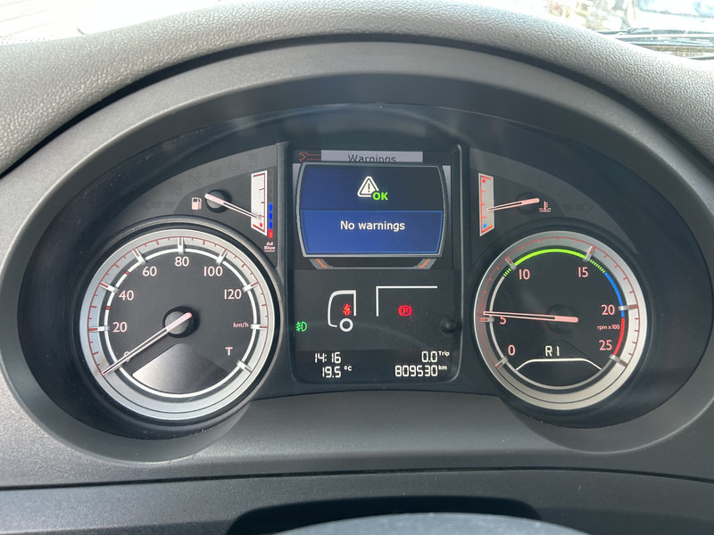 DAF CF 440 FT Space Cab / ADR / 809 dkm / PTO / APK TUV 12-25 - Tegljač: slika 4 DAF CF 440 FT Space Cab / ADR / 809 dkm / PTO / APK TUV 12-25 - Tegljač: slika 4