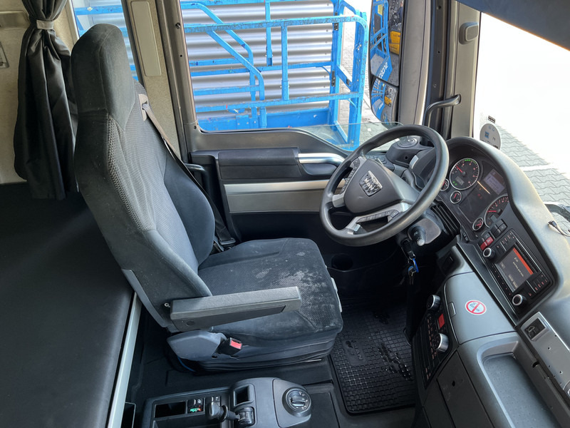 MAN TGX 18.440 XXL / 684 dkm / 2 Tanks / Stand klima / APK TUV 09-25 - Tegljač: slika 3 MAN TGX 18.440 XXL / 684 dkm / 2 Tanks / Stand klima / APK TUV 09-25 - Tegljač: slika 3