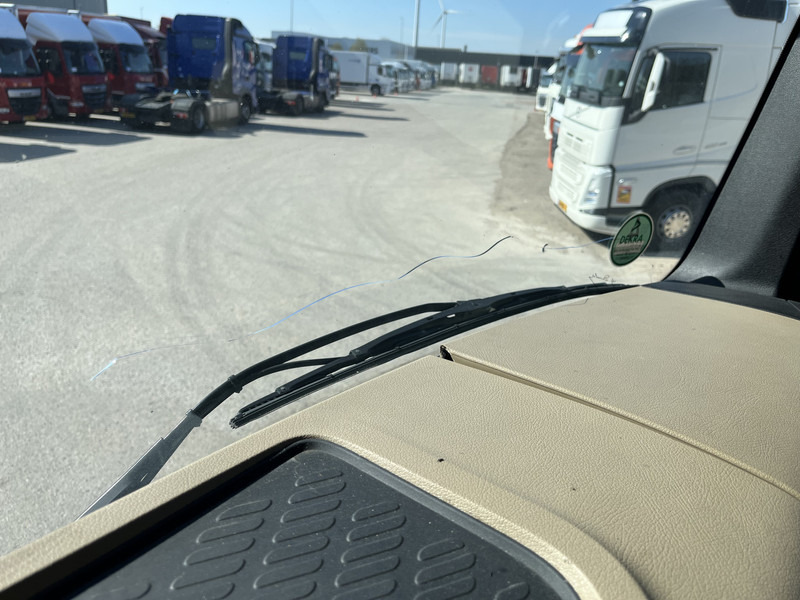 Tegljač Mercedes-Benz Actros 1842 Streamspace / 945 dkm / 2 Tanks / NL Truck: slika 11