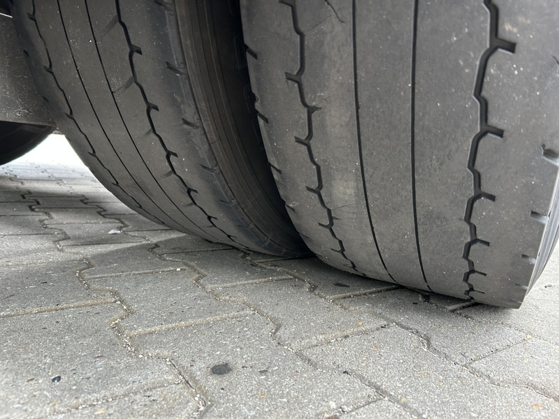 Tegljač Mercedes-Benz Actros 1842 Streamspace / 945 dkm / 2 Tanks / NL Truck: slika 15