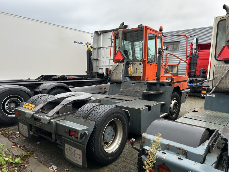 Terberg YT 182 Terminal Tractor / Allison - Cummins - Tegljač: slika 2 Terberg YT 182 Terminal Tractor / Allison - Cummins - Tegljač: slika 2