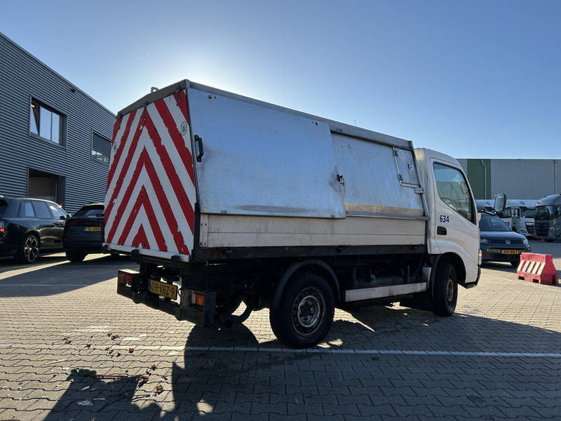 Toyota Dyna 100 3.0 D-4D / Kipper - Tipper / Blad - Bald / APK TUV 07-26 - Dostavno vozilo kiper: slika 2 Toyota Dyna 100 3.0 D-4D / Kipper - Tipper / Blad - Bald / APK TUV 07-26 - Dostavno vozilo kiper: slika 2