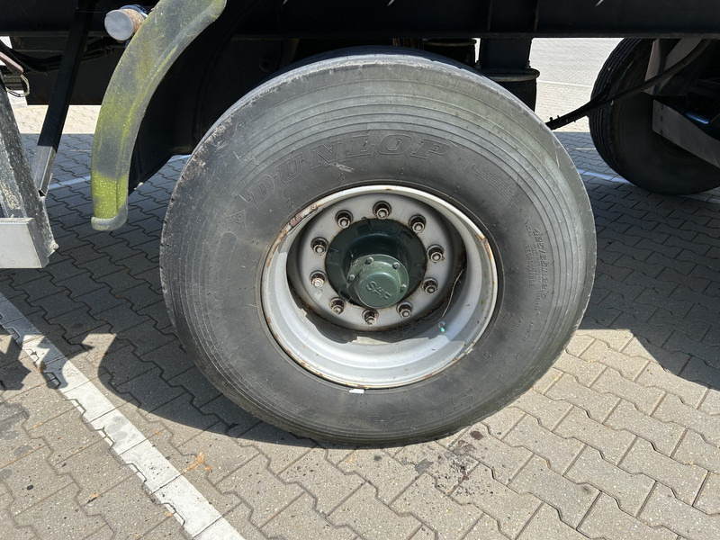 Vogelzang V02 17 30 / Heavy Duty Chassis / 3 axle 10 Ton / Hiab Crane Defect - Plato poluprikolica: slika 5 Vogelzang V02 17 30 / Heavy Duty Chassis / 3 axle 10 Ton / Hiab Crane Defect - Plato poluprikolica: slika 5