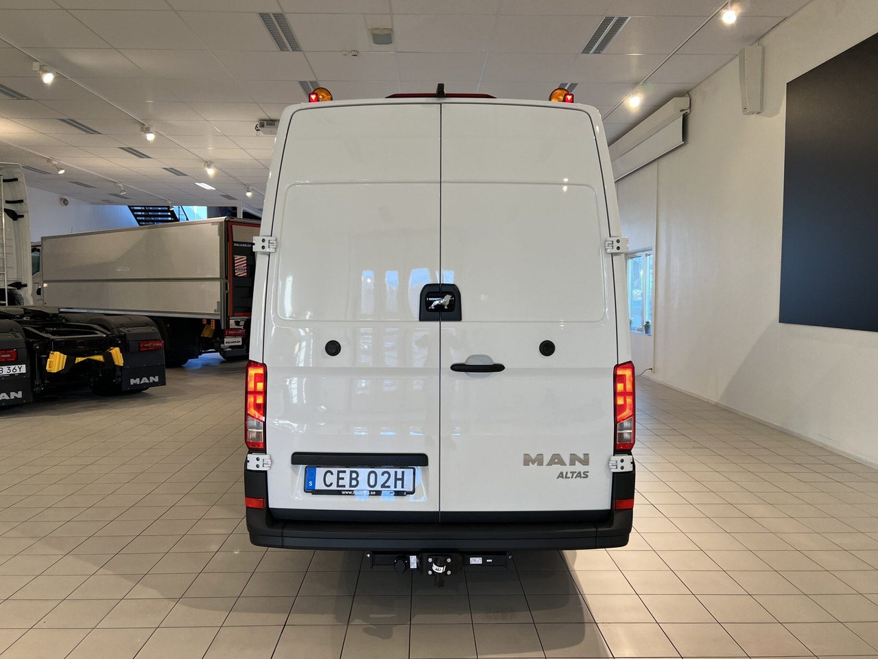 MAN TGE Businessline / VIP - Minibus, Putnički kombi: slika 5 MAN TGE Businessline / VIP - Minibus, Putnički kombi: slika 5