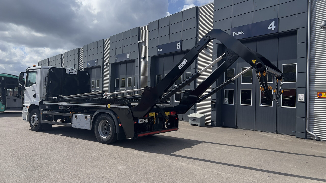 MAN TGM 18.290 4×2 Liftdumper - Kamion za utovaranje kontejnera: slika 5 MAN TGM 18.290 4×2 Liftdumper - Kamion za utovaranje kontejnera: slika 5