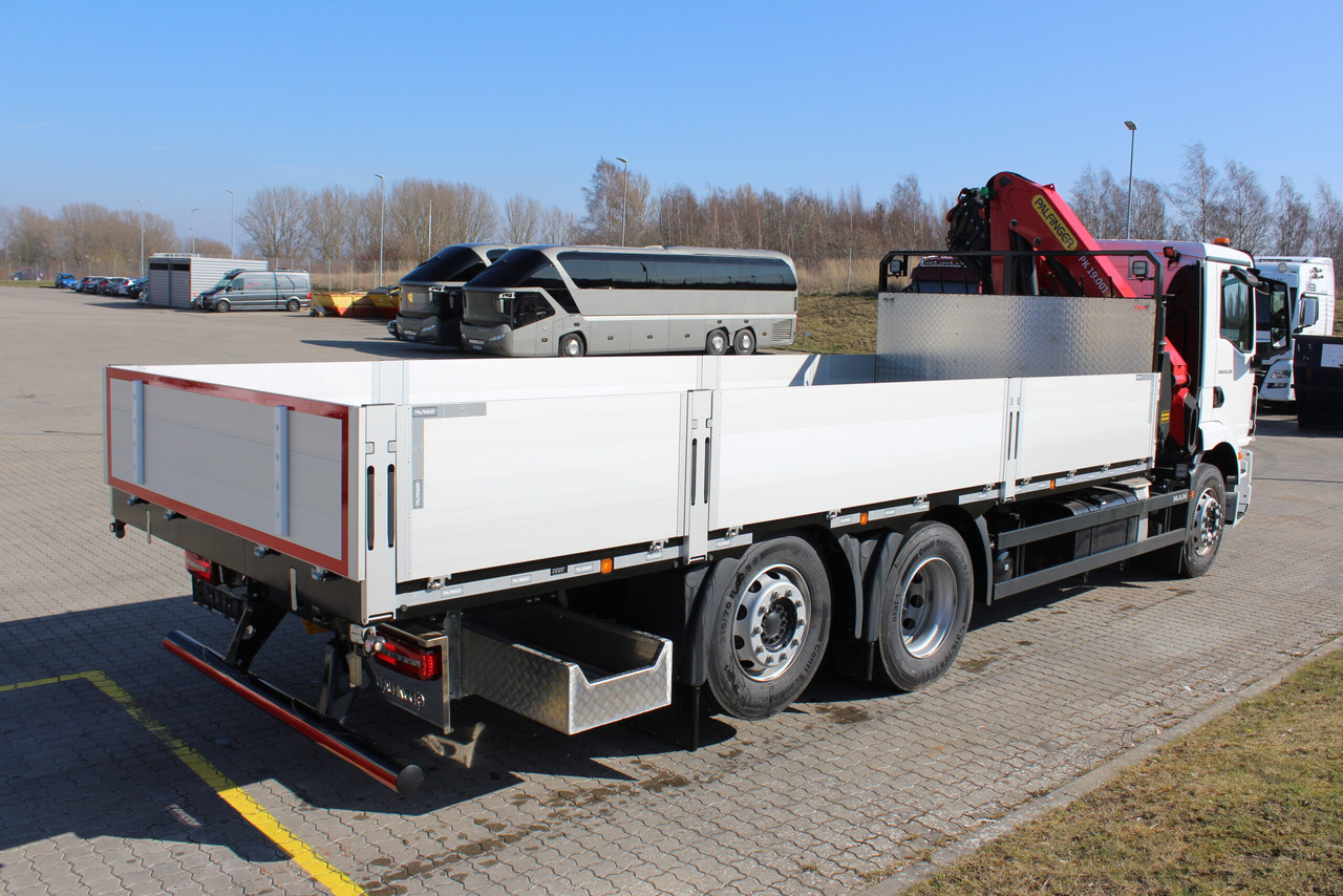 MAN TGM 26.320 6×2-4 PK19.001SLD5 Brädgårdsbil - Kamion sa tovarnim sandukom, Kamion sa dizalicom: slika 3 MAN TGM 26.320 6×2-4 PK19.001SLD5 Brädgårdsbil - Kamion sa tovarnim sandukom, Kamion sa dizalicom: slika 3