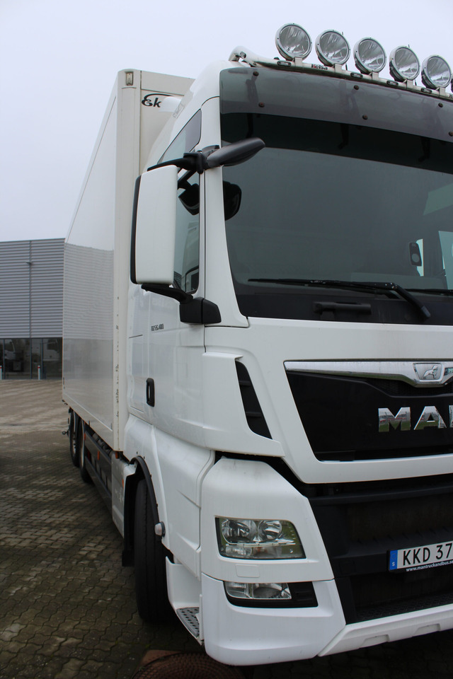 MAN TGX 26.480 6×2-4 Skåp/Fjärr - Kamion sa zatvorenim sandukom: slika 2 MAN TGX 26.480 6×2-4 Skåp/Fjärr - Kamion sa zatvorenim sandukom: slika 2