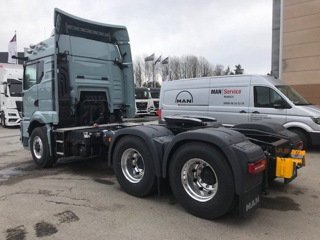 MAN TGS 33.510 6X6H Skogsmaskinsdragare - Tegljač: slika 4 MAN TGS 33.510 6X6H Skogsmaskinsdragare - Tegljač: slika 4