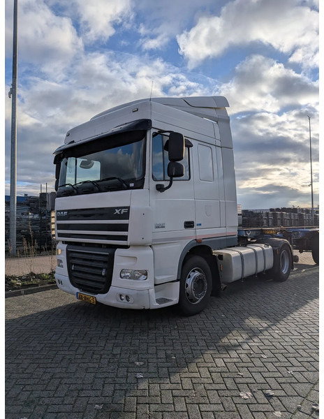 DAF XF 105 FT XF105 - Kamion: slika 1 DAF XF 105 FT XF105 - Kamion: slika 1