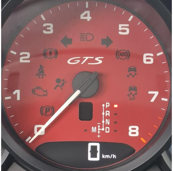 Automobil Porsche 911 Cabrio 3.0 Carrera 4 GTS: slika 9 Automobil Porsche 911 Cabrio 3.0 Carrera 4 GTS: slika 9