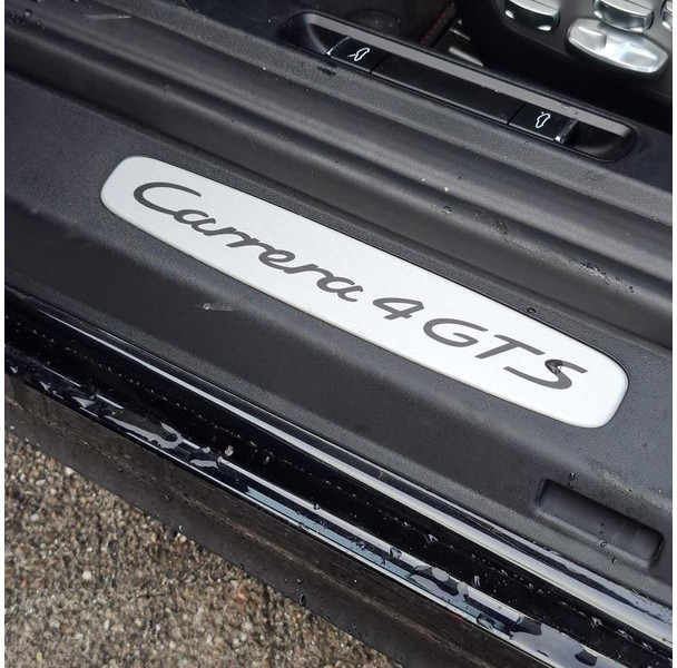 Automobil Porsche 911 Cabrio 3.0 Carrera 4 GTS: slika 17 Automobil Porsche 911 Cabrio 3.0 Carrera 4 GTS: slika 17